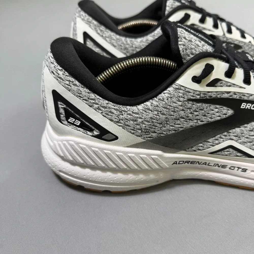 Brooks Adrenaline GTS 23 Running Shoes Mens 13 Grey White Excellent 1103911D113